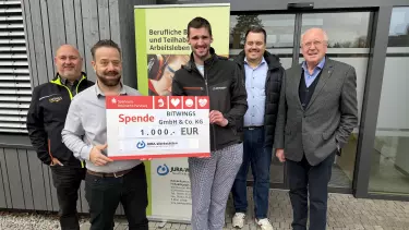 2025 Spendenübergabe BITWINGS (2)